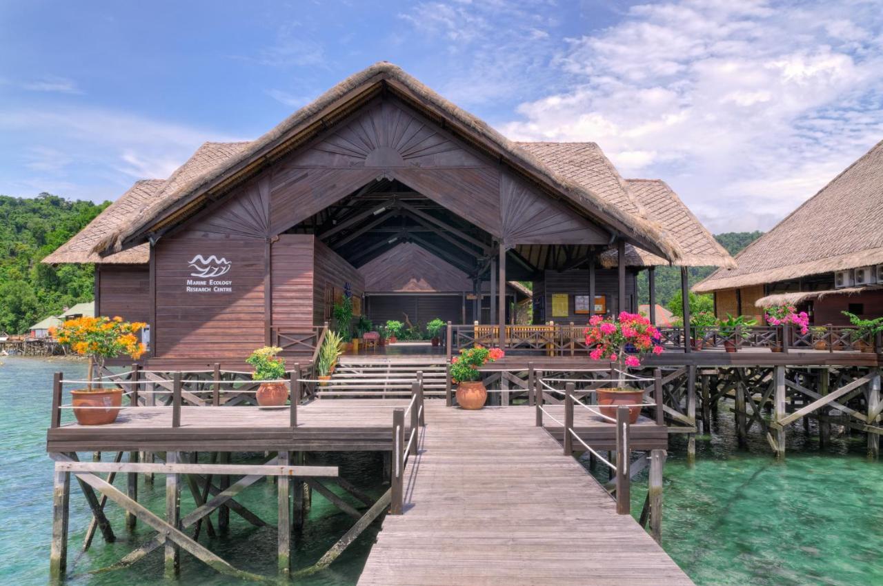 Gayana Marine Resort Exterior photo